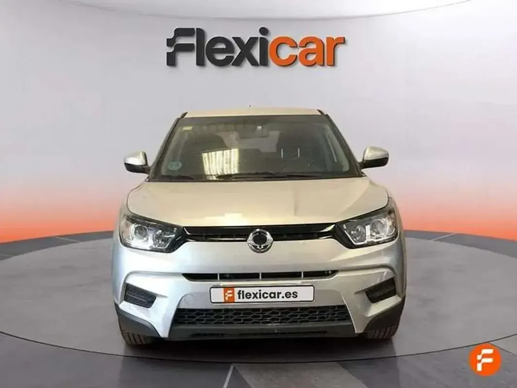 Usado SsangYong Tivoli 129 CV (94 kW) 2016 Gris SUV
