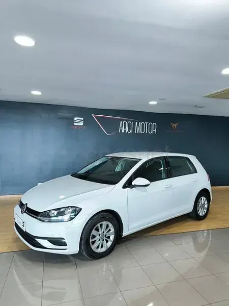 Usado VW Golf VII Edition 115 CV (84 kW) 2020 Blanco Berlina