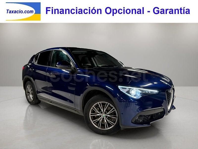 Usado Alfa Romeo Stelvio Super 210 CV (154 kW) 2018 Azul SUV
