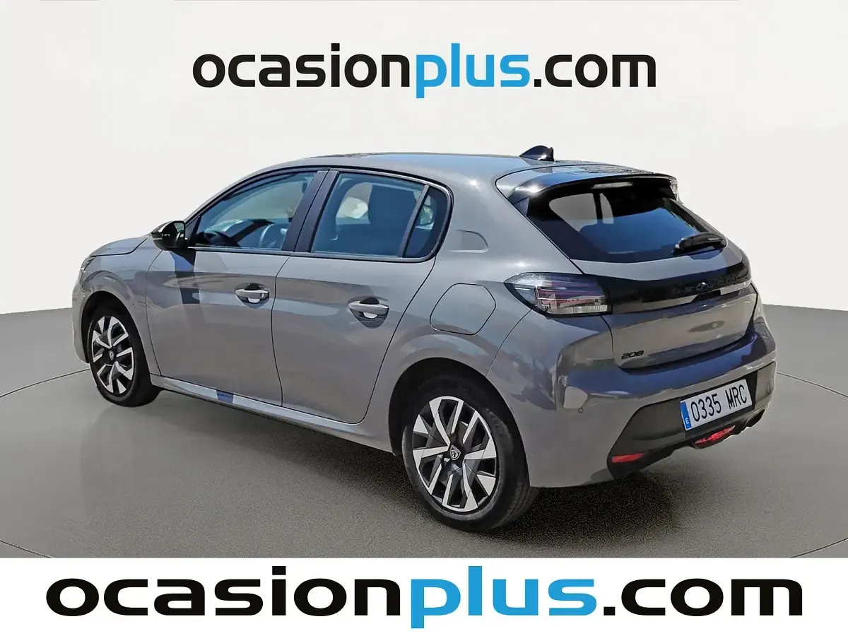 Usado Peugeot 208 Active 100 CV (73 kW) 2024 Gris Utilitario