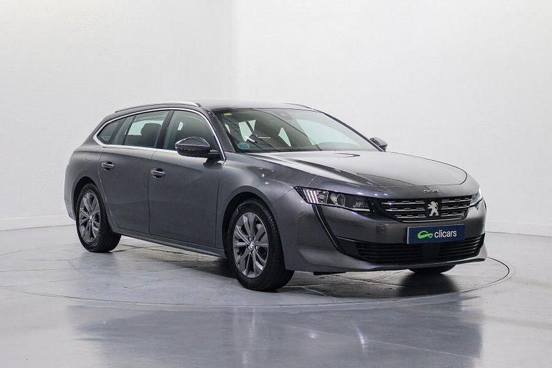 Usado Peugeot 508 SW Active 180 CV (132 kW) 2020 Gris / plata Familiar