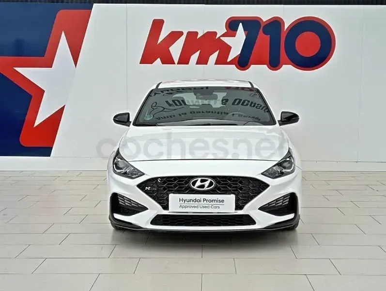 Usado Hyundai i30 N Line 120 CV (88 kW) 2024 Blanco Familiar