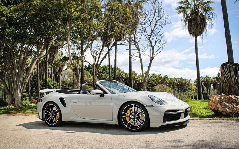 Usado Porsche 992 650 CV (478 kW) 2022 Blanco Descapotable