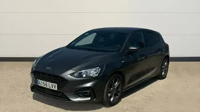 Usado Ford Focus ST-Line 125 CV (91 kW) 2022 Negro Berlina