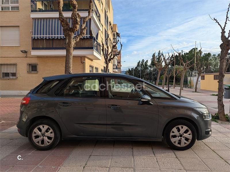Usado Citroën C4 Picasso Seduction 115 CV (84 kW) 2014 Gris / plata Monovolumen