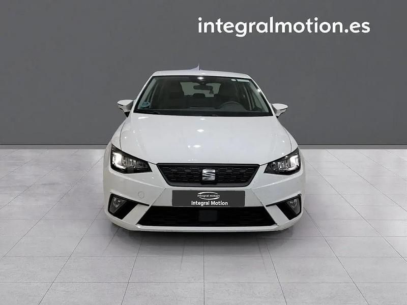 Usado Seat Ibiza Reference 80 HP (58 kW) 2023 Branco Sedan