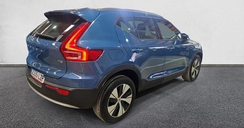 Usado Volvo XC40 Momentum 129 CV (94 kW) 2022 SUV