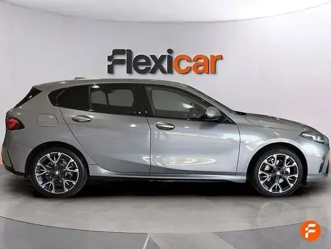 Usado BMW 120 163 CV (119 kW) 2025 Gris / plata Utilitario