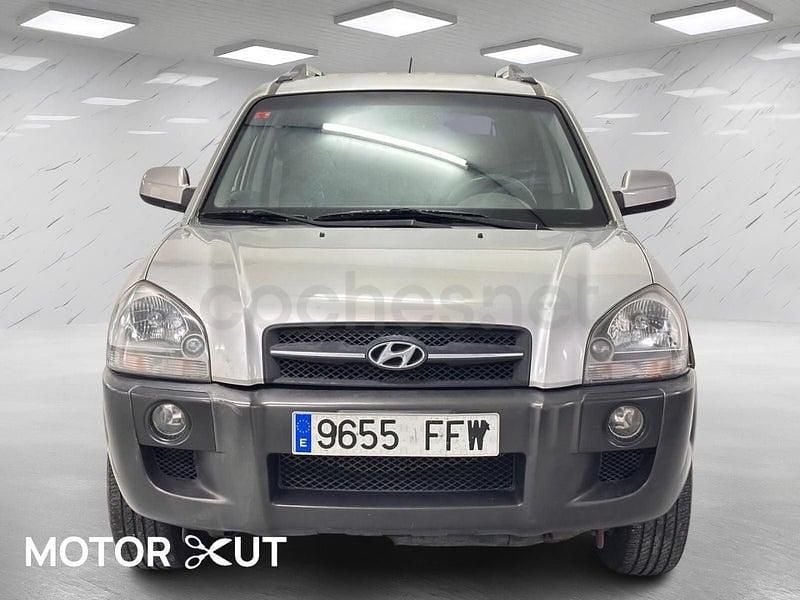 Usado Hyundai Tucson Comfort 140 CV (102 kW) 2007 Gris / plata SUV