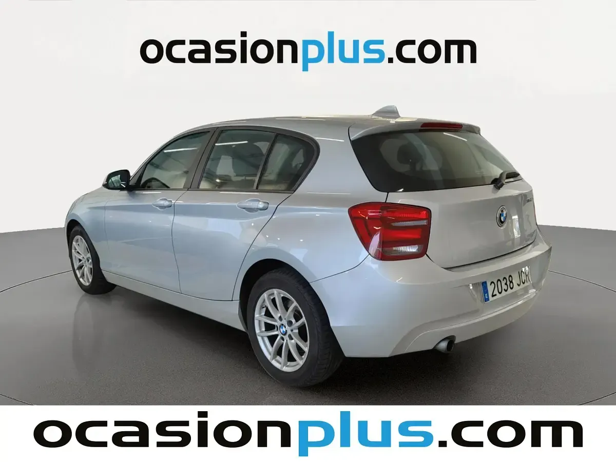 Usado BMW 116 116 CV (85 kW) 2015 Gris plata Utilitario