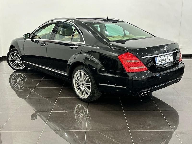 Usado Mercedes S350 238 CV (175 kW) 2010 Negro Berlina