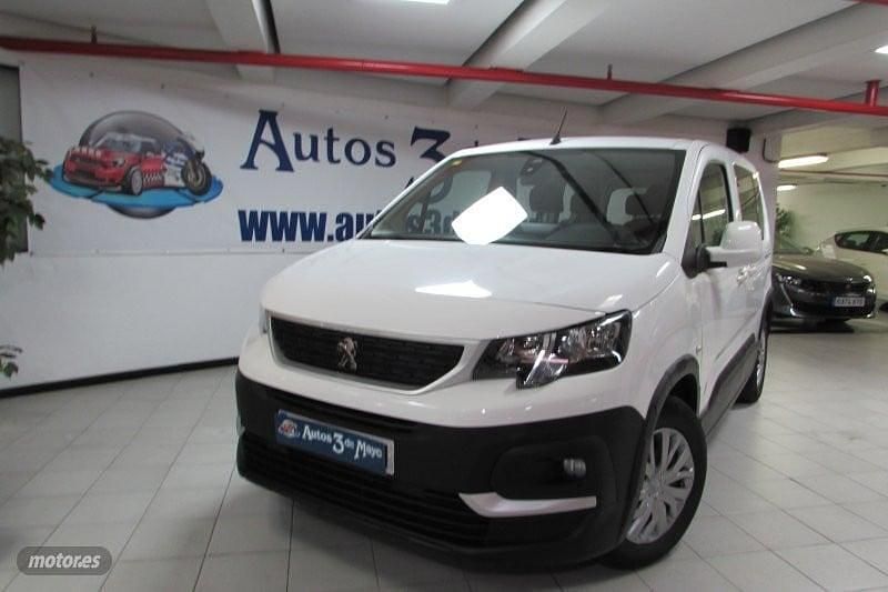 Usado Peugeot Rifter Allure 102 CV (75 kW) 2019 Blanco Monovolumen