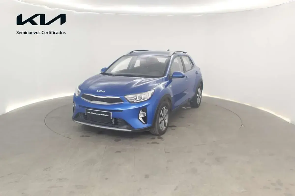Usado Kia Stonic 101 CV (74 kW) 2025 Azul SUV