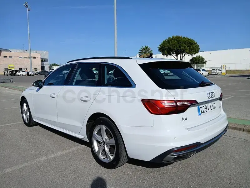Usado Audi A4 Advanced Plus 163 CV (119 kW) 2021 Blanco Familiar