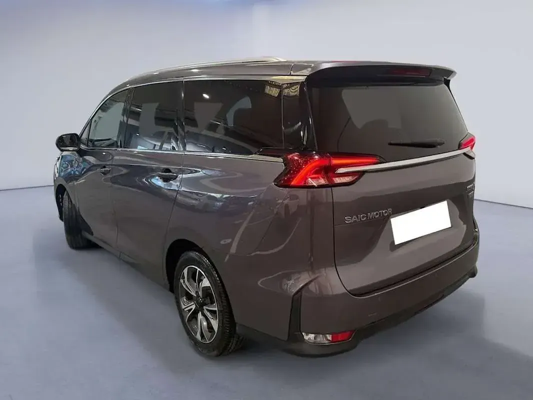 Usado Maxus EG50 130 kW (177 CV) 2022 Gris Van
