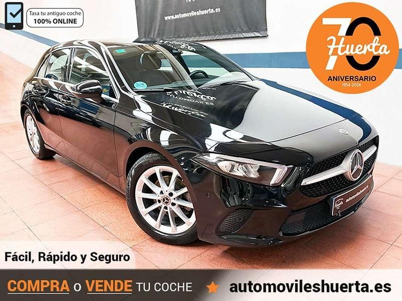Usado Mercedes A180 116 CV (85 kW) 2019 Negro Utilitario