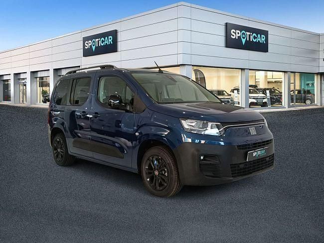 Usado Fiat e-Doblò 100 kW (136 CV) 2023 Azul Monovolumen