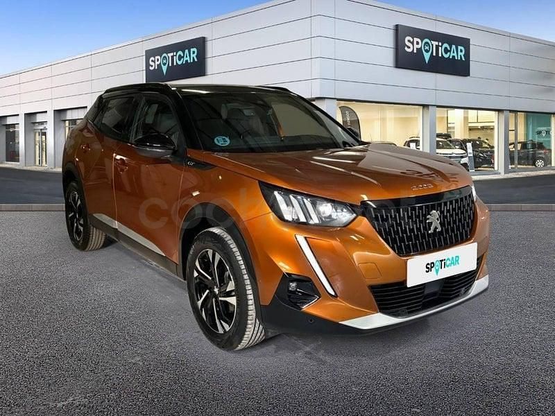 Usado Peugeot 2008 GT 130 CV (95 kW) 2022 Naranja SUV