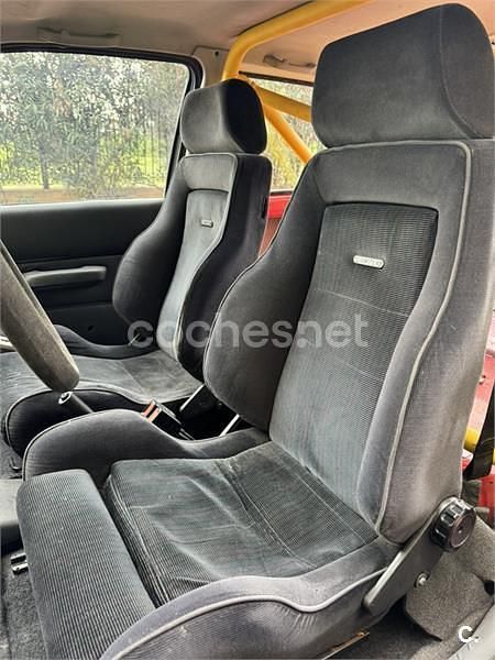 Usado Ford Fiesta 130 CV (95 kW) 1992 Rojo Berlina