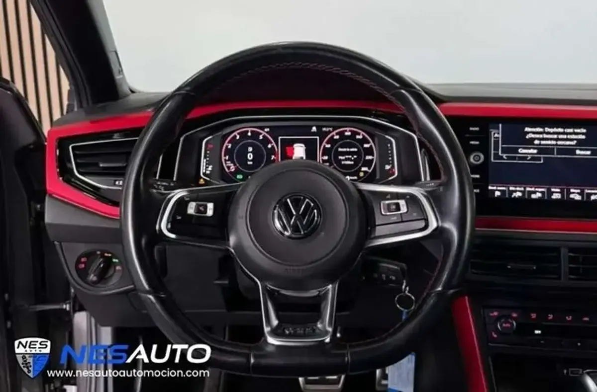 Usado VW Polo GTI 200 CV (147 kW) 2018 Gris Utilitario