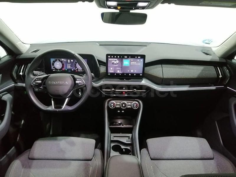 Usado Skoda Kodiaq Selection 150 CV (110 kW) 2025 Azul SUV