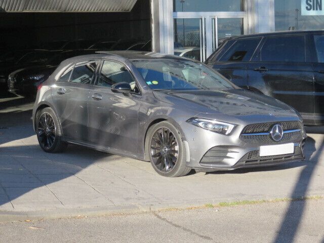 Rojo Usado 2018 Mercedes A180 Utilitario | 27.990 € - Imagen 1/4