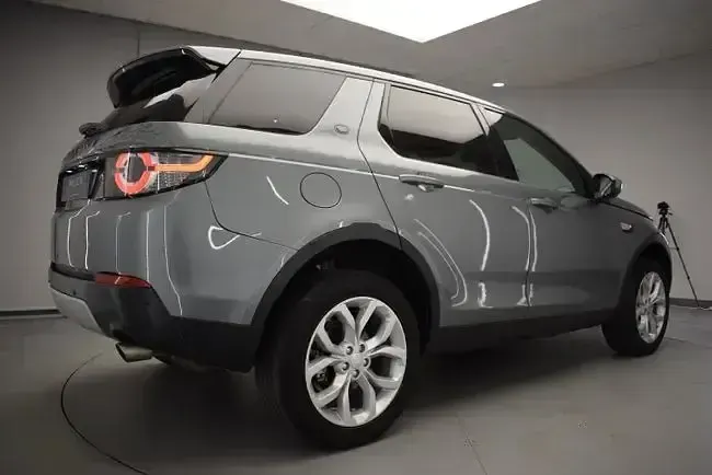 Usado Land Rover Discovery Sport SE 150 CV (110 kW) 2019 Negro SUV