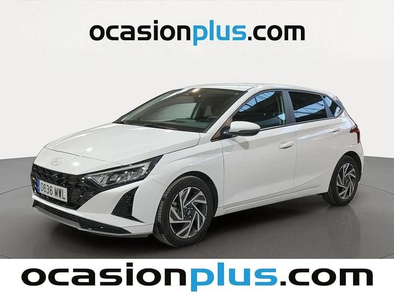 Usado Hyundai i20 101 CV (74 kW) 2024 Blanco Utilitario