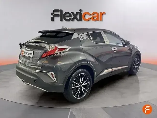 Usado Toyota C-HR Advance 122 CV (89 kW) 2018 Gris SUV