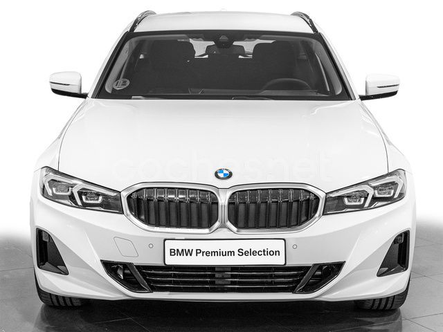 Blanco Usado 2024 BMW 318 Comfort Edition Familiar | 41.900 € - Imagen 1/4