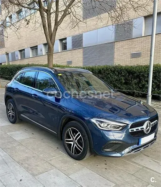 Usado Mercedes GLA200 156 CV (114 kW) 2020 Azul SUV