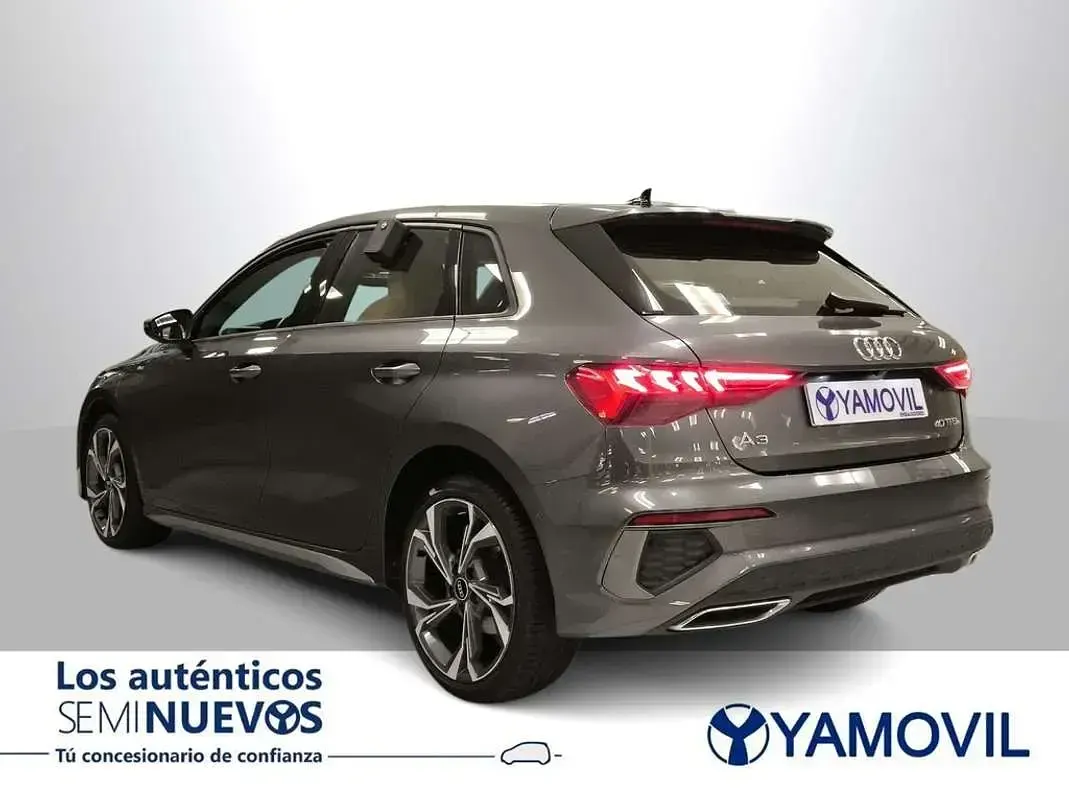 Usado Audi A3 Sportback e-tron S-Line 204 CV (150 kW) 2022 Gris Utilitario