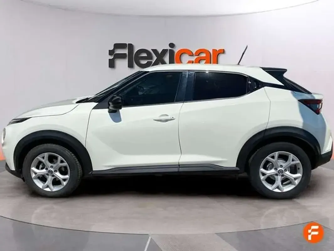 Usado Nissan Juke Acenta 114 CV (83 kW) 2022 Blanco SUV