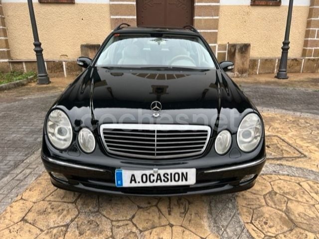Usado Mercedes E320 Avantgarde 224 CV (164 kW) 2003 Negro Familiar