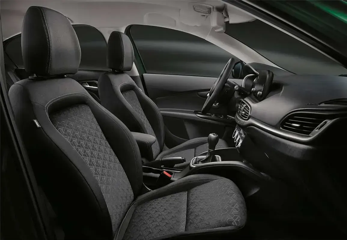 Usado Fiat Tipo Cross 99 CV (72 kW) 2022 Negro Utilitario