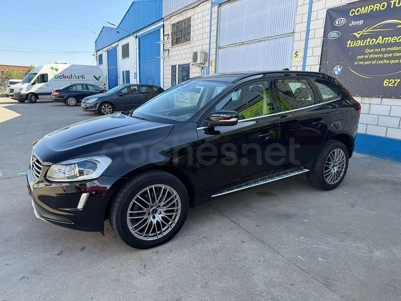 Usado Volvo XC60 Momentum 181 CV (133 kW) 2015 Negro SUV