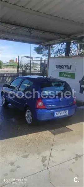 Usado Renault Clio II Authentique 75 CV (55 kW) 2007 Azul Berlina