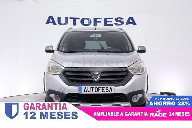 Usado Dacia Lodgy Lauréate 115 CV (84 kW) 2017 Gris / plata Monovolumen