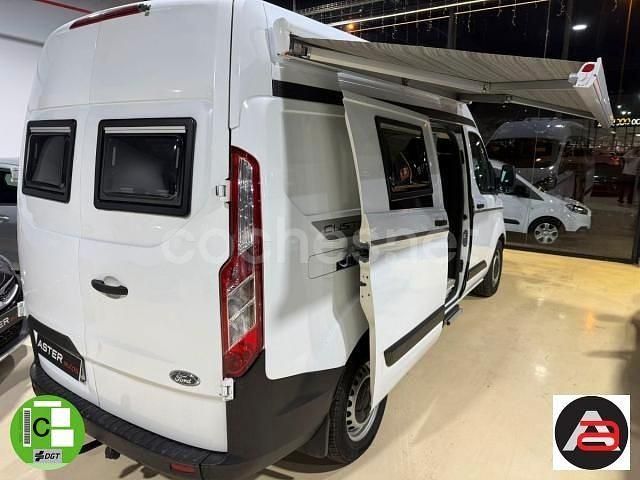 Usado Ford Transit Custom Nugget 130 CV (95 kW) 2021 Blanco Monovolumen