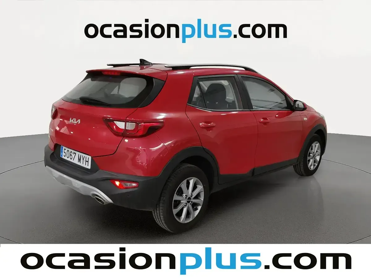 Usado Kia Stonic 79 CV (58 kW) 2025 Rojo SUV