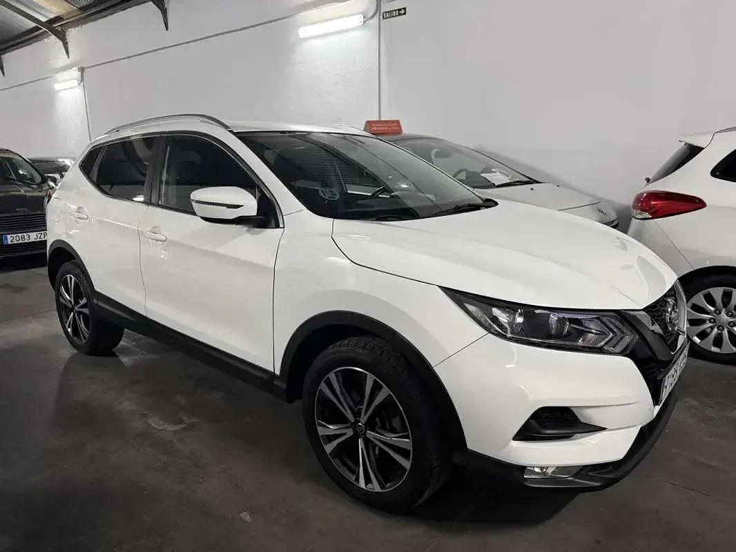 Usado Nissan Qashqai 159 CV (116 kW) 2019 Blanco SUV