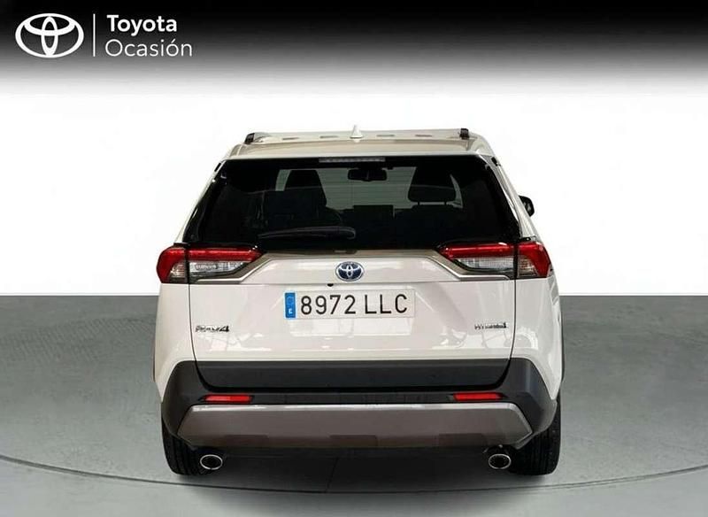Usado Toyota RAV4 Hybrid Advance 223 CV (164 kW) 2020 Blanco SUV