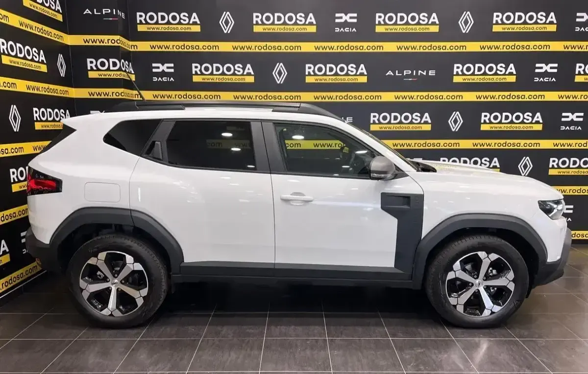 Nuevo Dacia Duster Extreme 130 CV (95 kW) 2025 Blanco Familiar