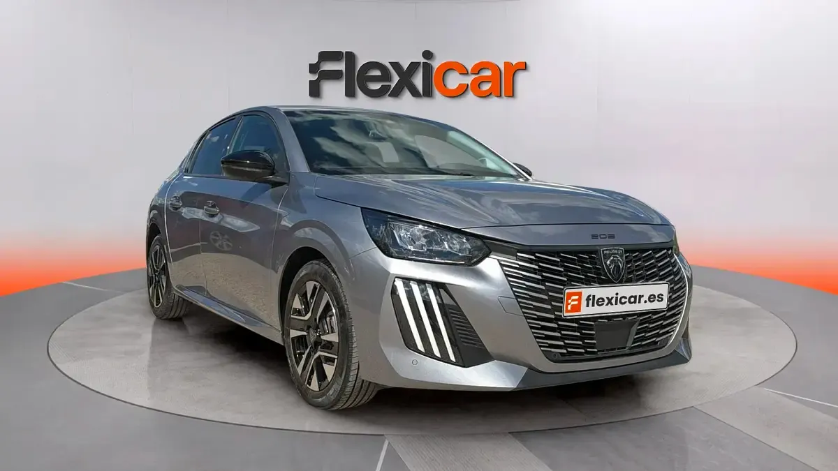 Usado Peugeot 208 Allure 101 CV (74 kW) 2025 Utilitario