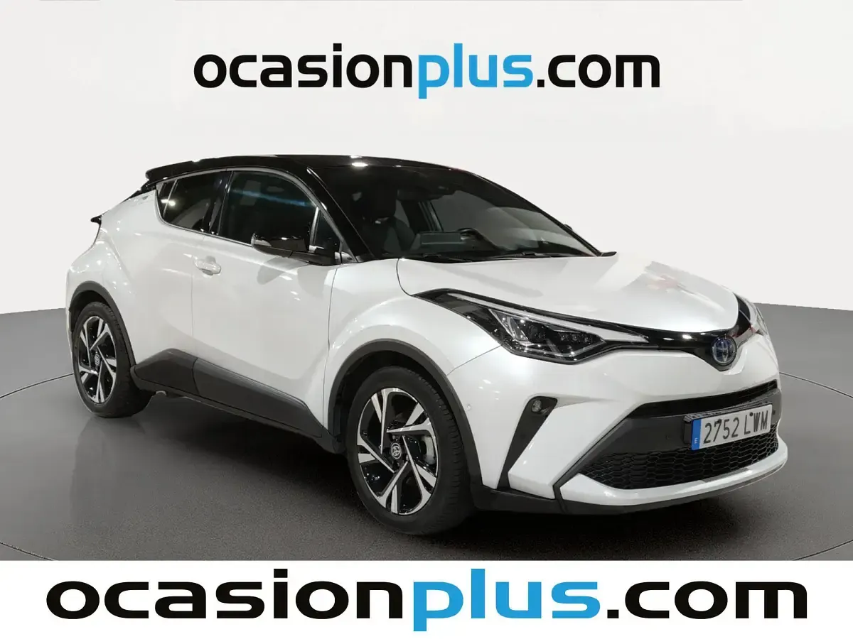 Begagnad Toyota C-HR Sport 184 HK (135 kW) 2022 Vit SUV
