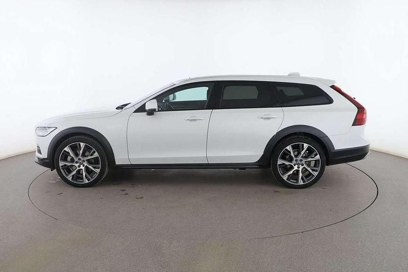 Usado Volvo V90 Plus 199 CV (146 kW) 2024 Blanco Familiar