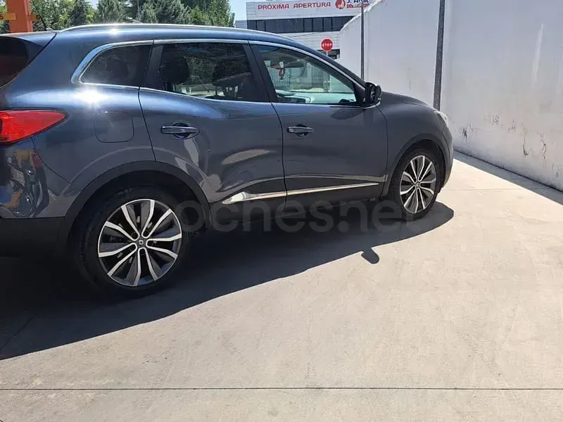 Usado Renault Kadjar Intens 110 CV (80 kW) 2017 Gris / plata SUV