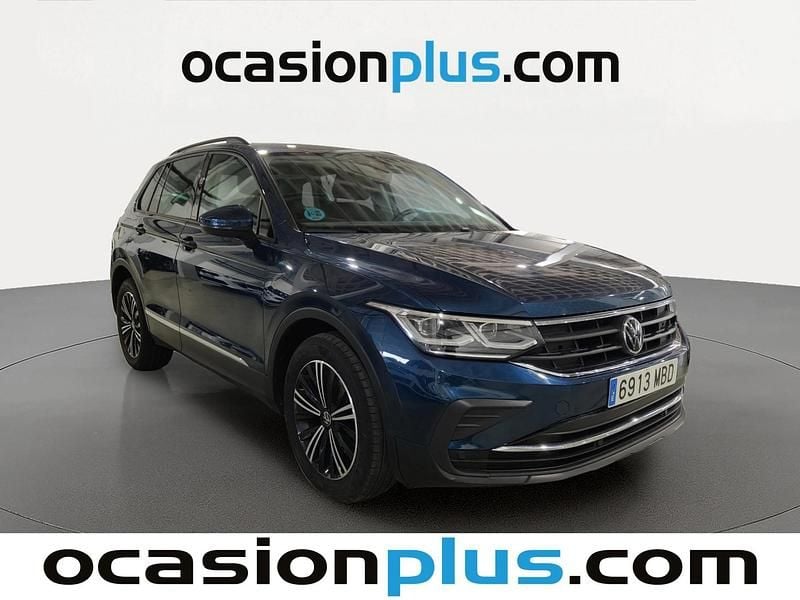 Usado VW Tiguan Life 150 CV (110 kW) 2022 Azul SUV
