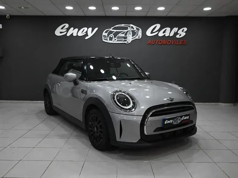 Usado Mini Cooper Cabriolet 136 CV (100 kW) 2023 Gris / plata Descapotable