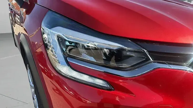 Usado Renault Captur Intens 100 CV (73 kW) 2021 Blanco SUV